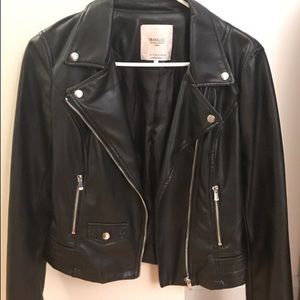 Zara Leather jacket size small- Worn once